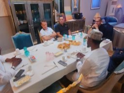 DINER OFFERT PAR LE PRESIDENT BAYE CISS LA RYAD, SA RESIDENCE PRIVEE A SON EXCELLENCE L'AMBASSADEUR D'ALGERIE